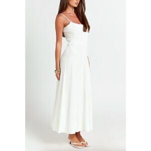knee length dresses for ladies Faithfull Claretta Midi Dress Edelyn Floral Print main image 1